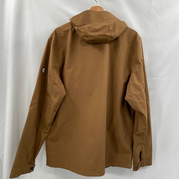 Vuori Men's Large Palisades Rain Jacket in acorn - Picture 5 of 5